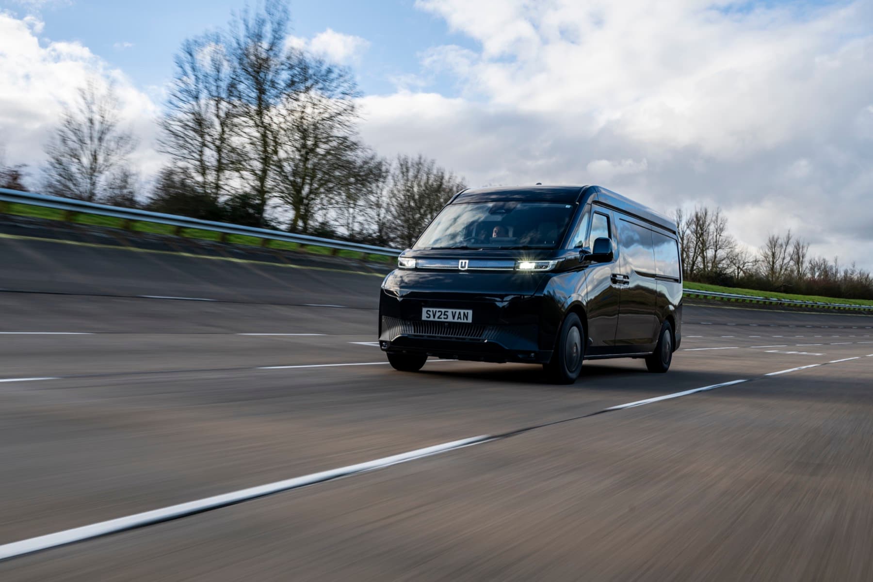 Why Choose Farizon South West Electric Vans? Discover Electric Van Advantages