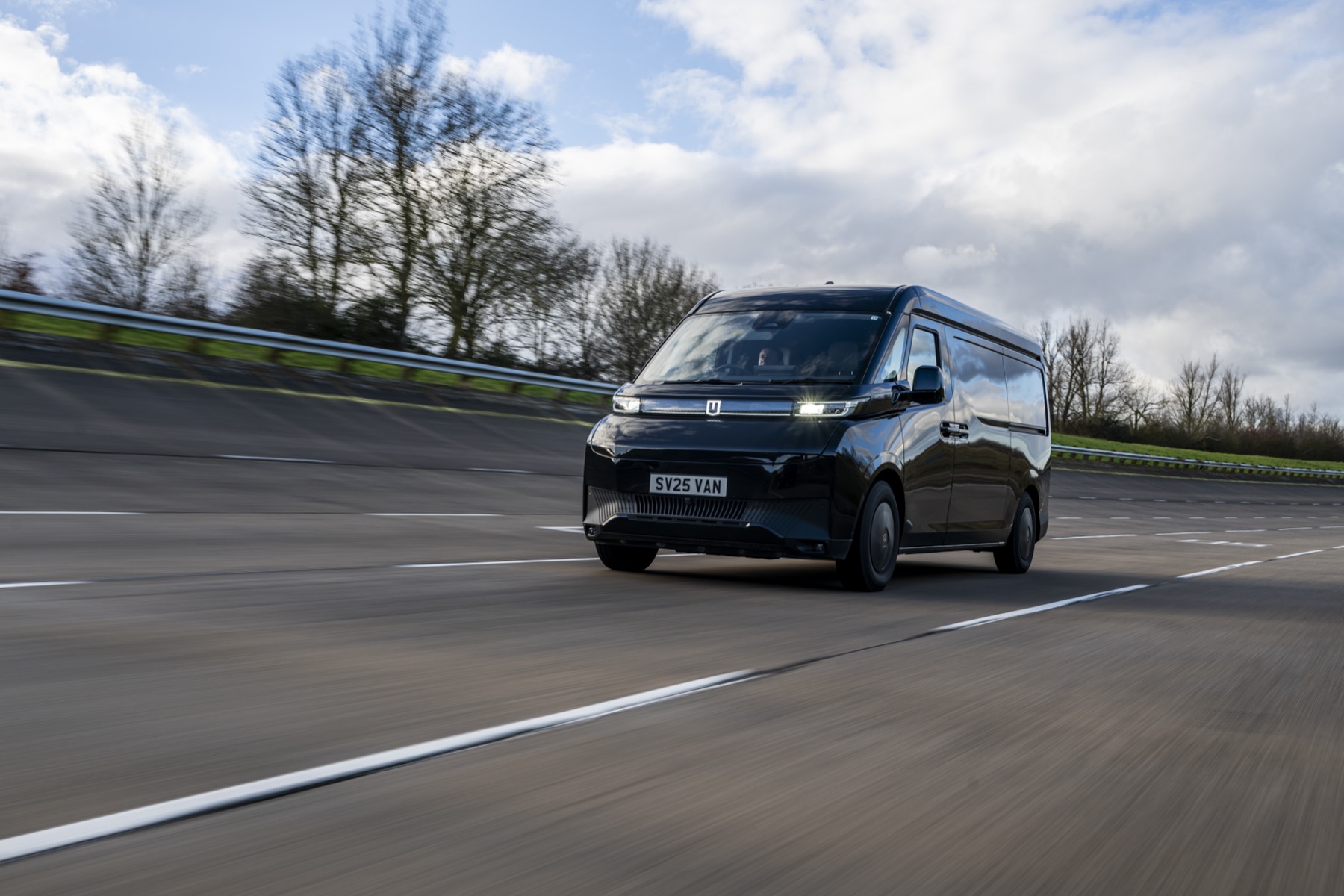 Why Choose Farizon South West Electric Vans? Discover Electric Van Advantages